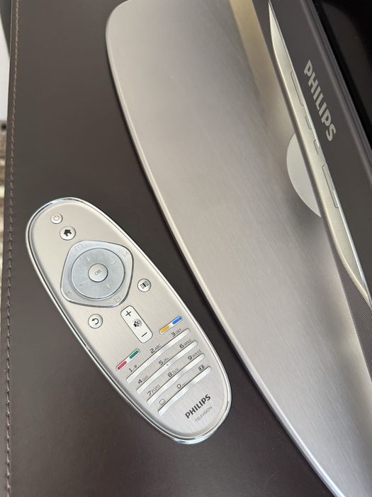 Телевизор PHILIPS
