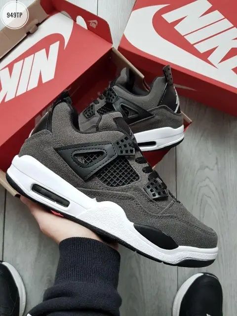 Nike air jordan 4 Нови Дамски Маратонки Цвят - Тъмно сиво с Кутия [36-40 Номер]