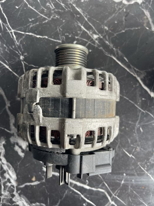 Alternator Renault 231004be0a
