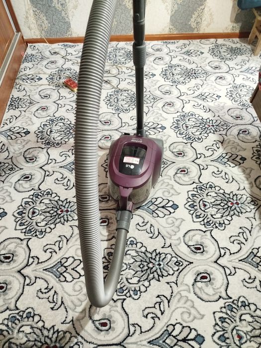 Продаётся пылесос в идеальном состоянии