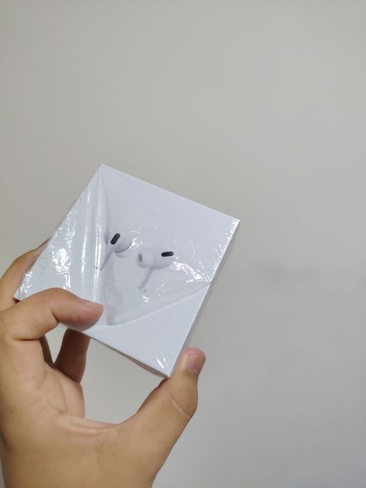 Airpods pro yangi naushnik