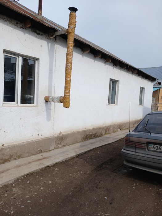 Үй сатылады.13.10