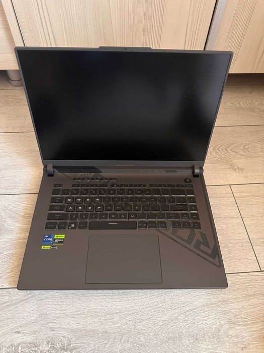 Laptop ROG Strix G16