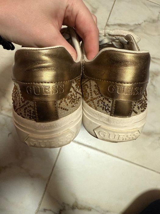 Дамски маратонки Guess