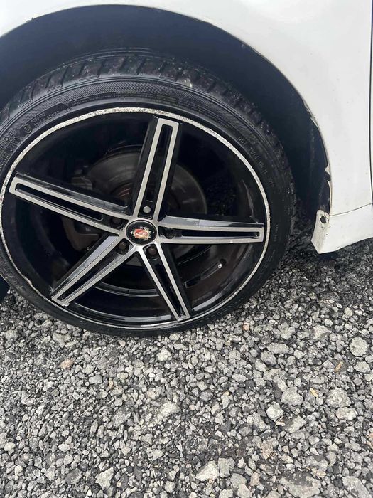 На части: Toyota Avensis 2. 0 D-4D T27, 2012 г.