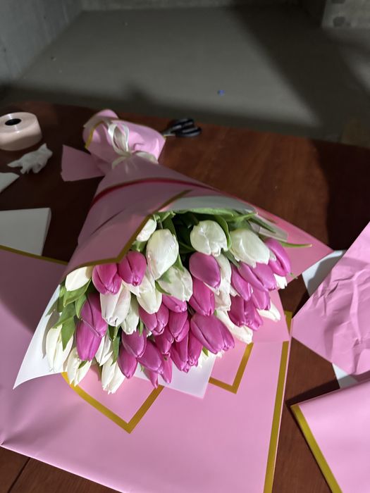 Тюльпаны к 8 марта