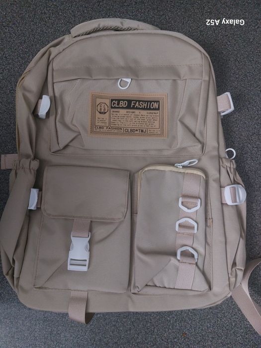 Продам школьные рюкзаки,