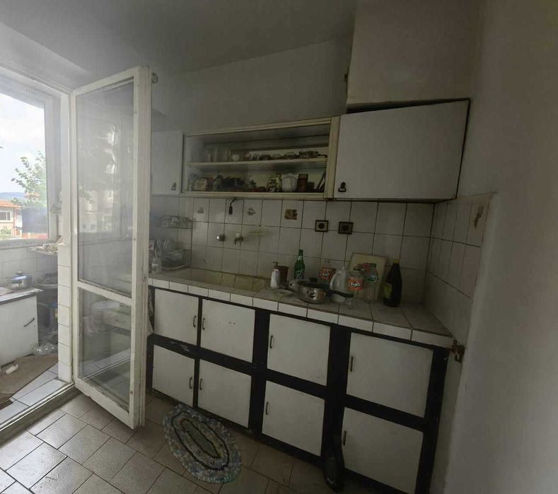 Продава се Двустаен апартамент в Разград, Орел - 58 кв.м за 888 €/кв.м - Снимка #3