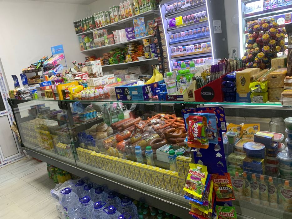 Dokon uchun xaladelnik sotiladi