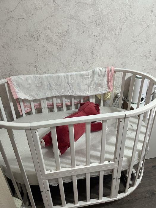 Продам детскую кроватку