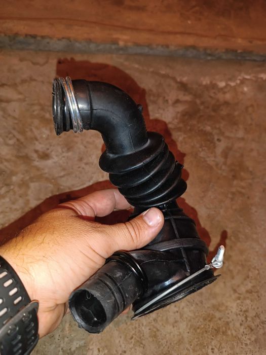 Гуфриран маркуч за пералня INDESIT IWSD 61081