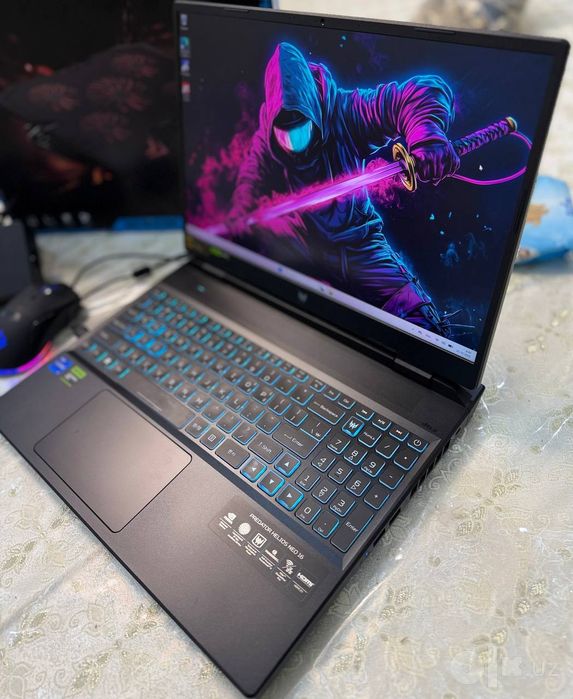 Игровой ноутбук PREDATOR HELIOS i9-13900HX/ОЗУ 32гб/RTX4060 8гб/SSD 51