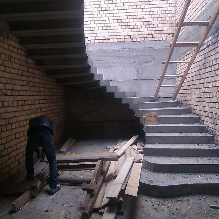 Бетонная лестница