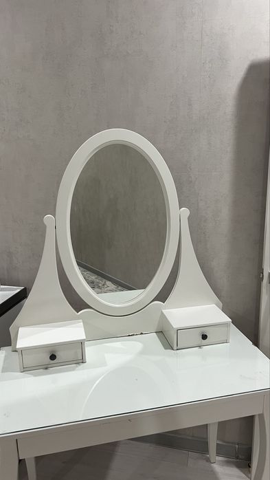 Туалетный столик