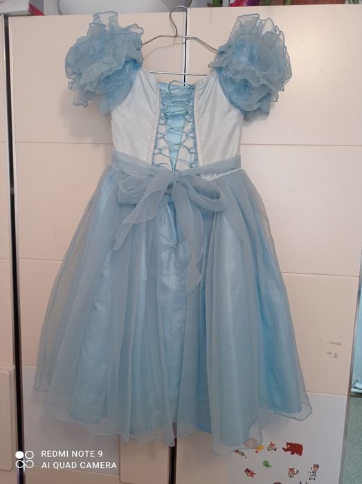 Нарядные платья для девочек.