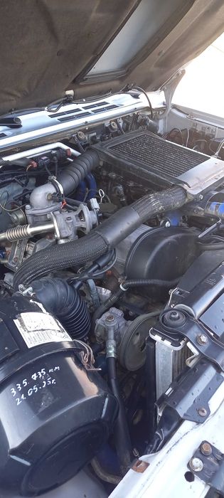 Мицубиши Паджеро 2,5