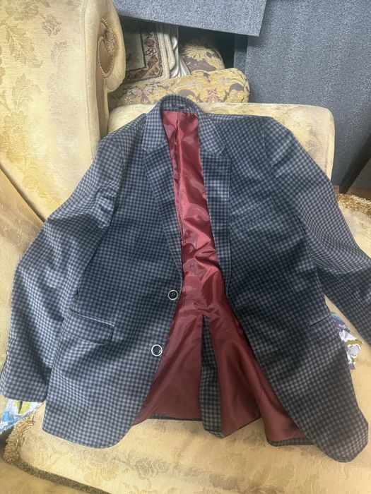 Пиджак на мальчика 9-12 лет