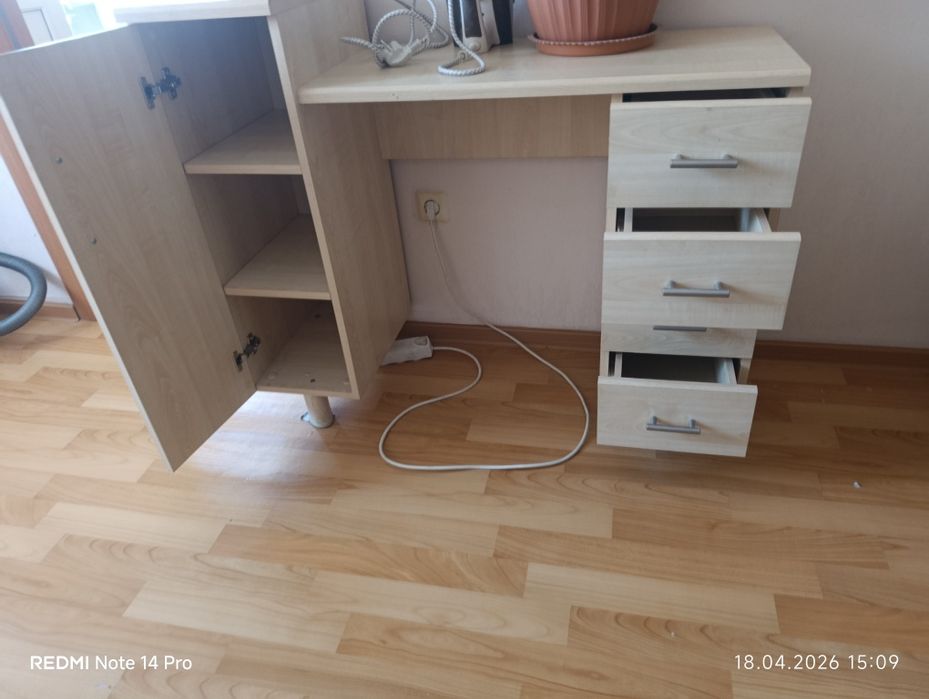 Продам диван, тахта