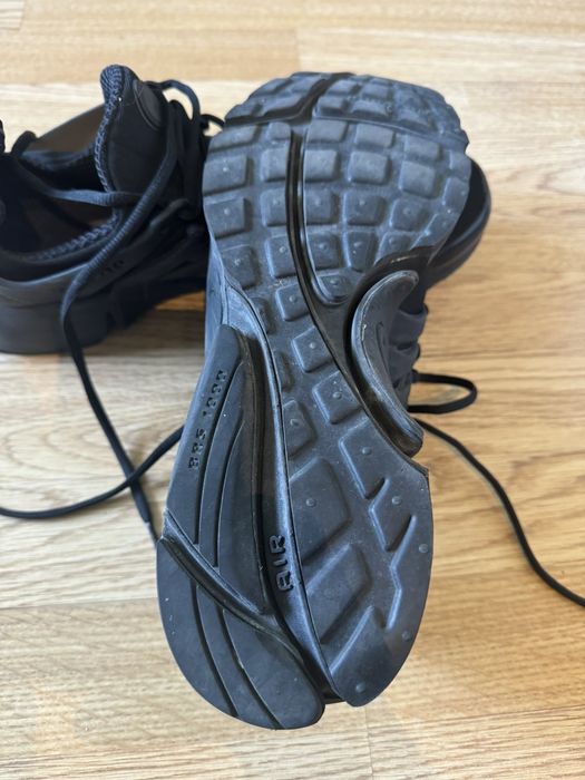 Nike slight used like new. 35euro