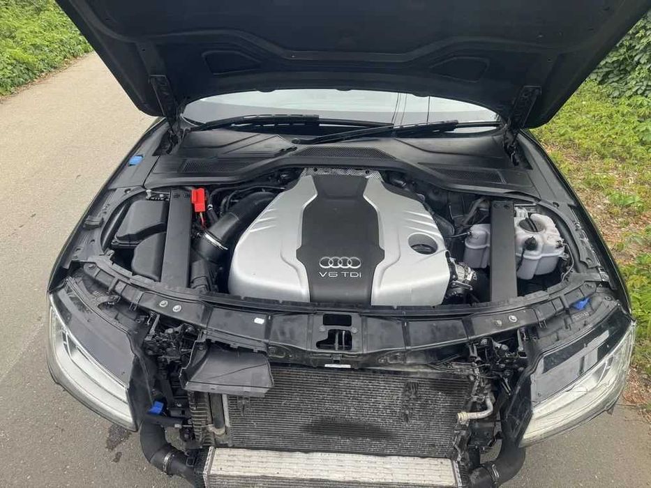 Dezmembrez Audi A8 D4 2016