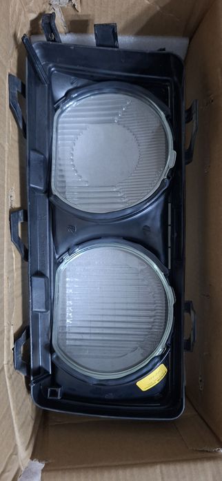 Фара (стекло) бмв е36 R правая