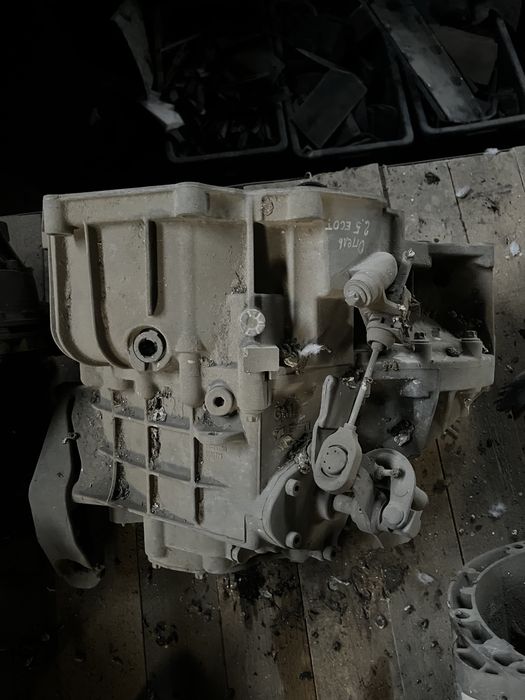 Опель 2.5 каропка