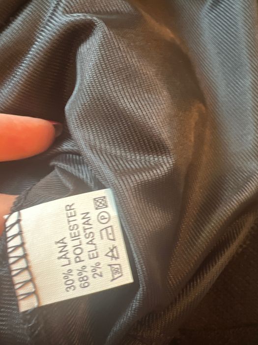 Rochie neagra Caramel 38