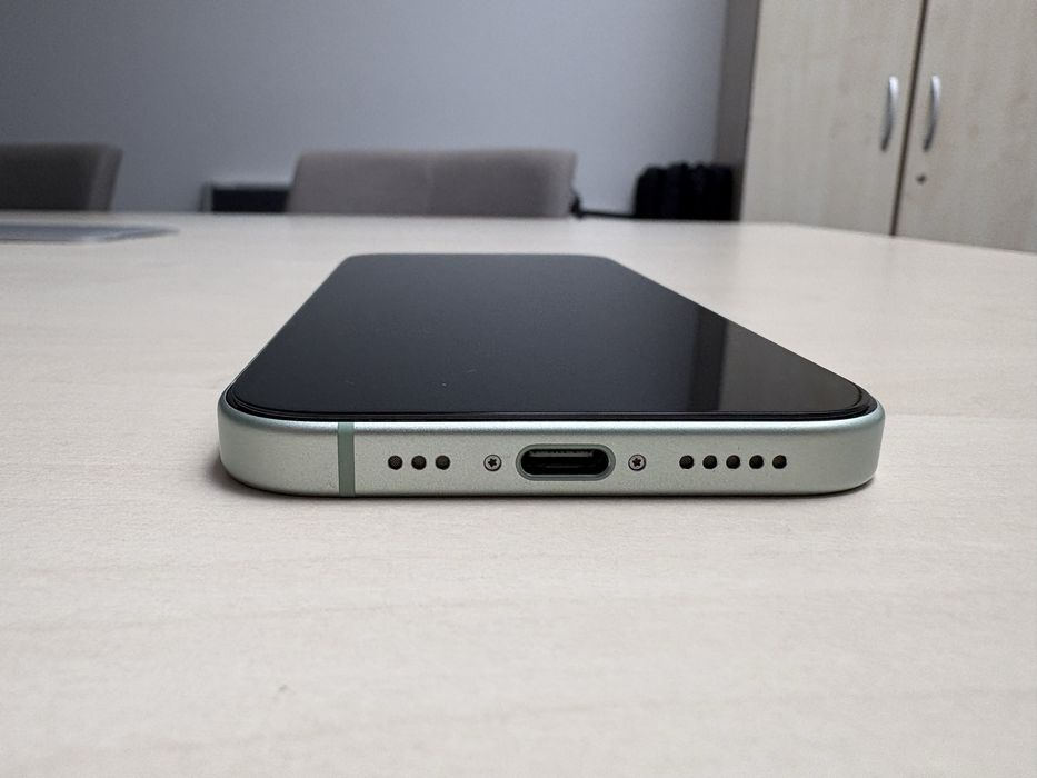 iPhone 15, 128 GB, Green