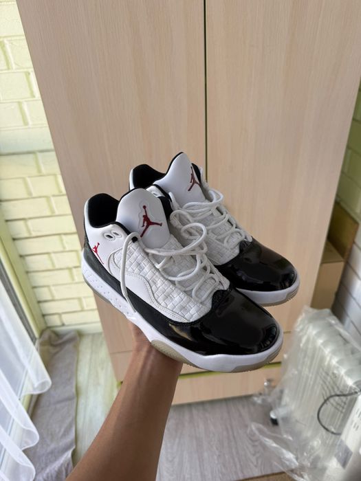 Jordan Max Aura 2