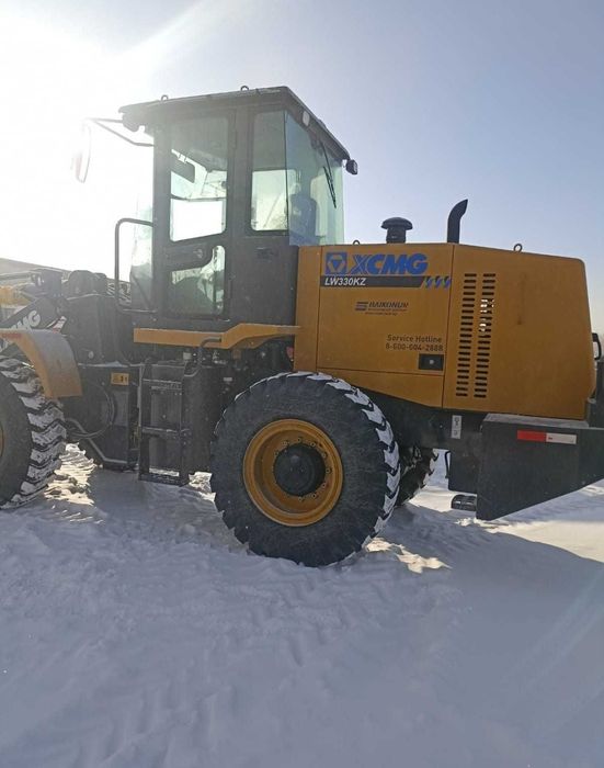 Погрузчик фронтальный б/у