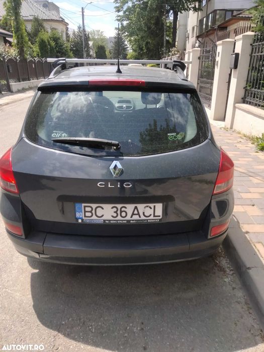 Vând Renault Clio