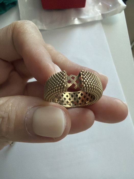 Продам кольцо золотое 17,5 р.