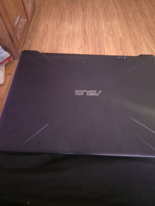 Laptop Asus fx 505 DU