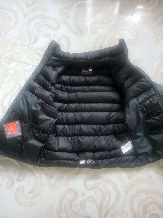 Продаётся пуховик adidas оригинал