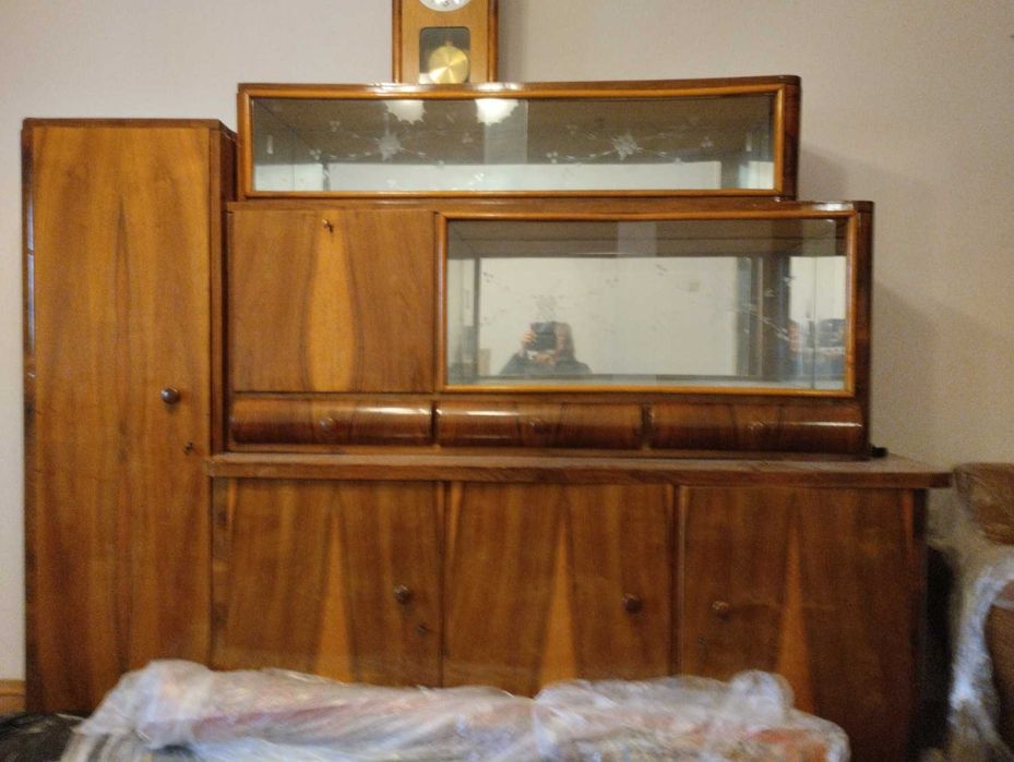 Секция за продаване