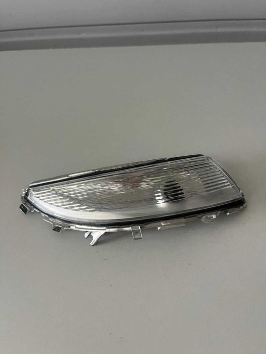 Semnalizare dreapta oglinda Renault Captur 2013 2019