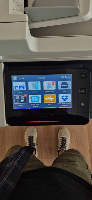 Мултифункцоинален цветен принтер Xerox VersaLink C7030