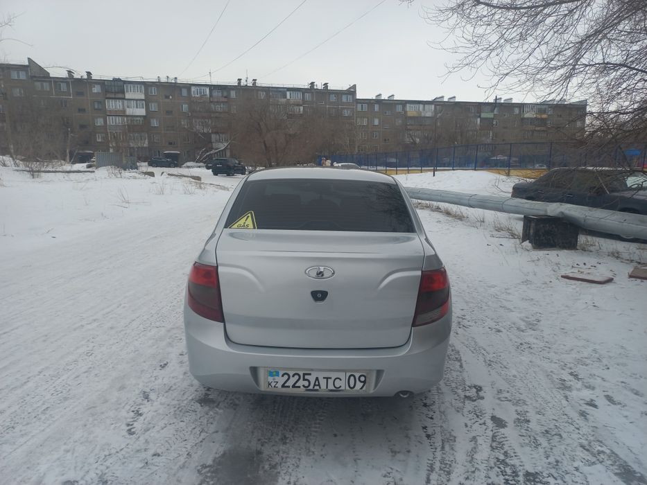Продам Лада Гранта седан