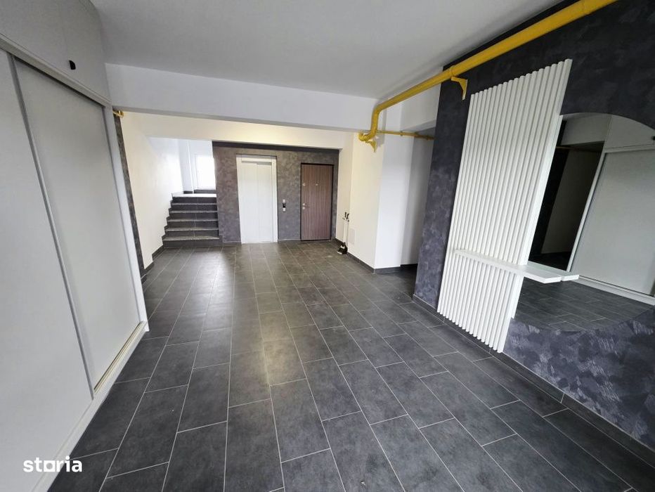 Apartament 3 camere, bloc nou, Radauti