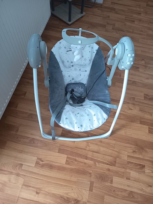 Vând Leagan electric Chipolino Moonlight