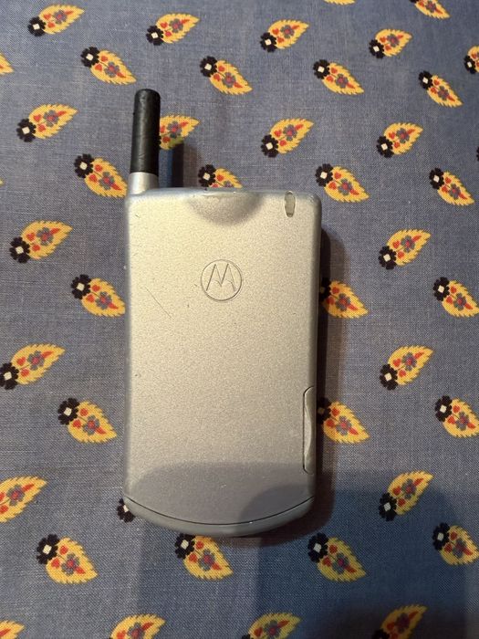 Telefon Motorola Star tac cu incarcator original