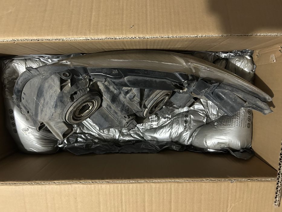 фара правый передний corolla 2007 E150