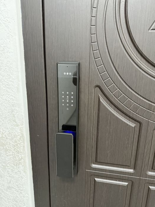 Установка умных смарт замков