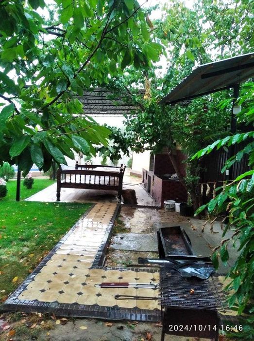 Dacha sotiladi 5.5 sotix xalol