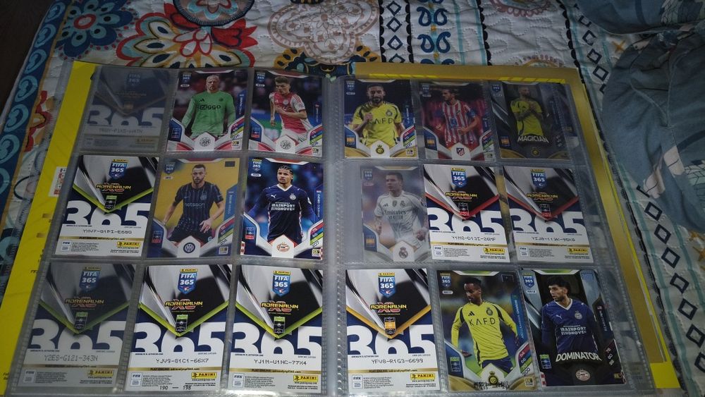 Abtibilduri abtibilde stikere cartonase Adrenalyn XL 365 Panini  fotbalisti 2026