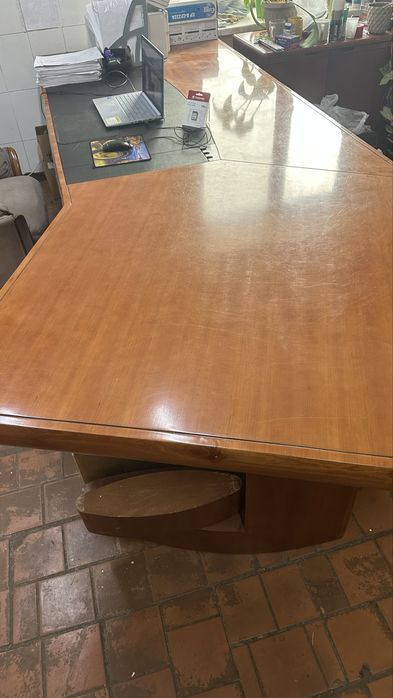 Продам стол для руководителя