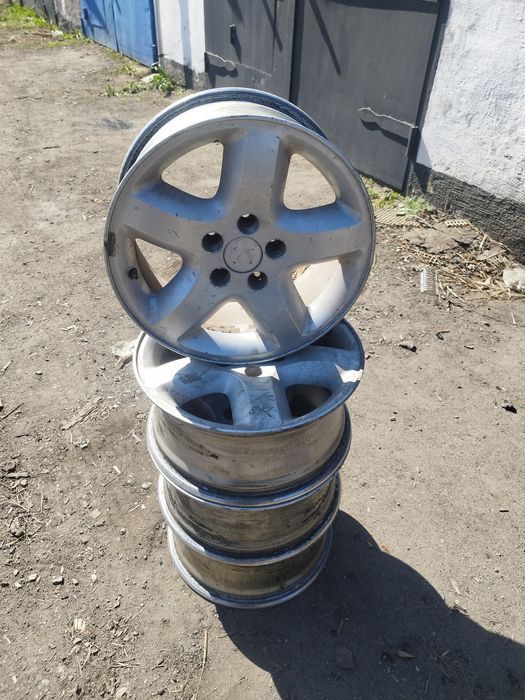 Продам комплект дисков 5 110 р16