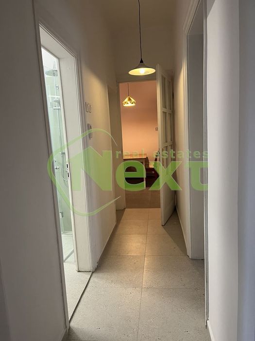 Дава се под наем Тристаен апартамент в София, Център - 100 кв.м за 1100 € - Снимка #12