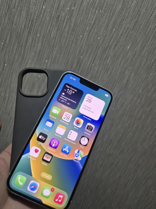 IPhone 13 в отличном состоянии