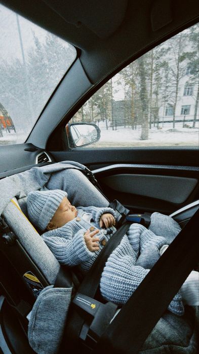 Коляска автолюлька